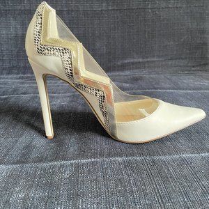 Women's Shoedazzle Size 8 Multi-Colored Heel